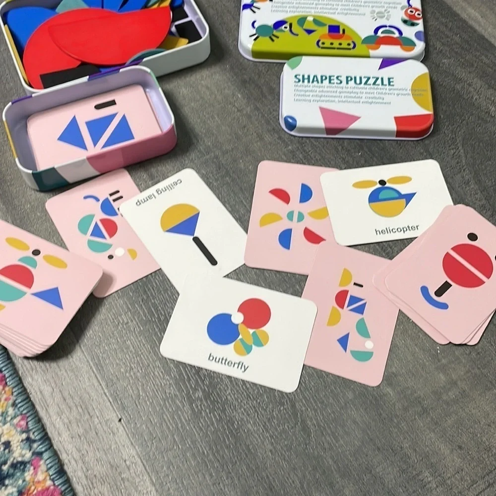 Shape puzzle with cards